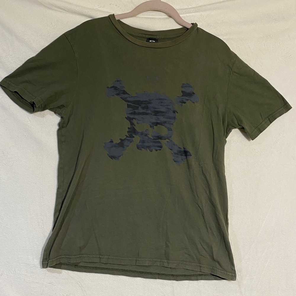 Oakley Mens Olive Green Camo Skull Graphic T-Shirt Regular Fit Size S CA35460